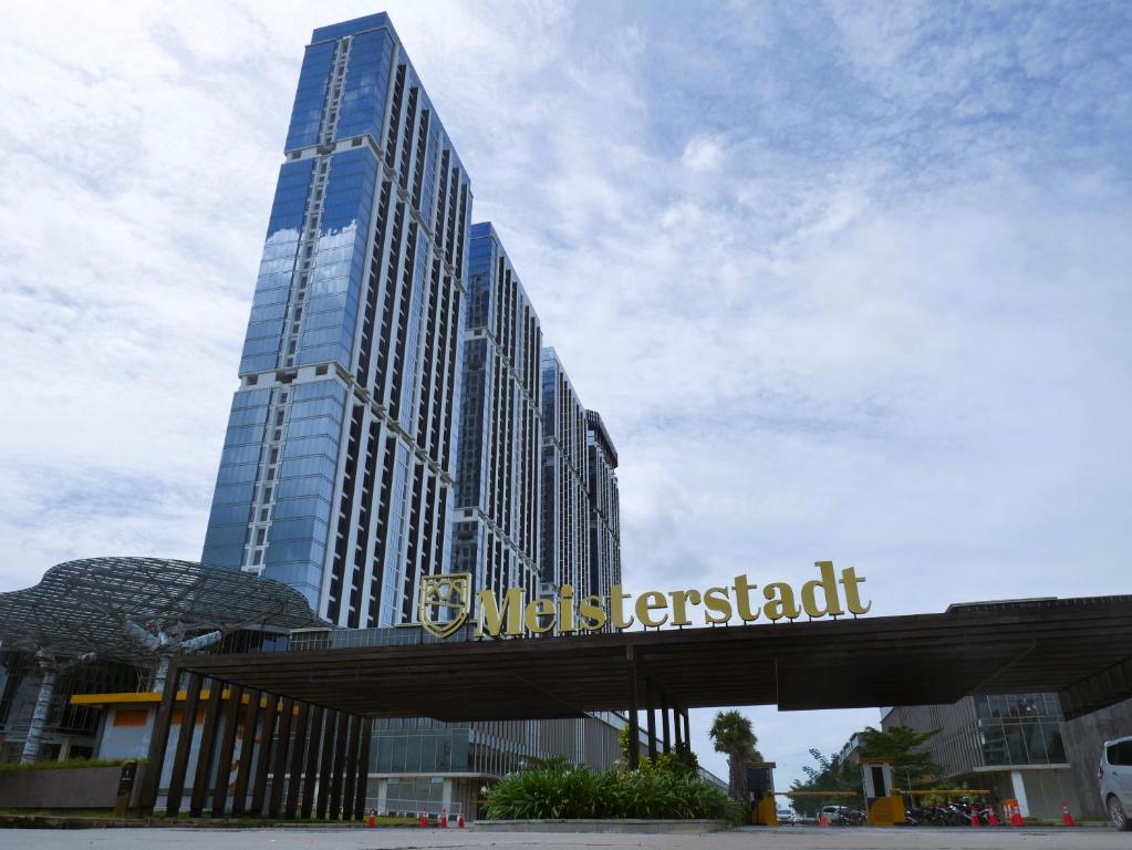 pollux habibie apartemen